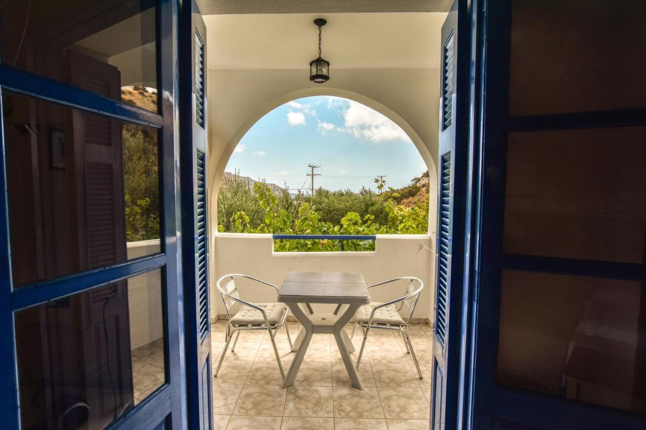 أموبي Vardes Hotel Studios المظهر الخارجي الصورة