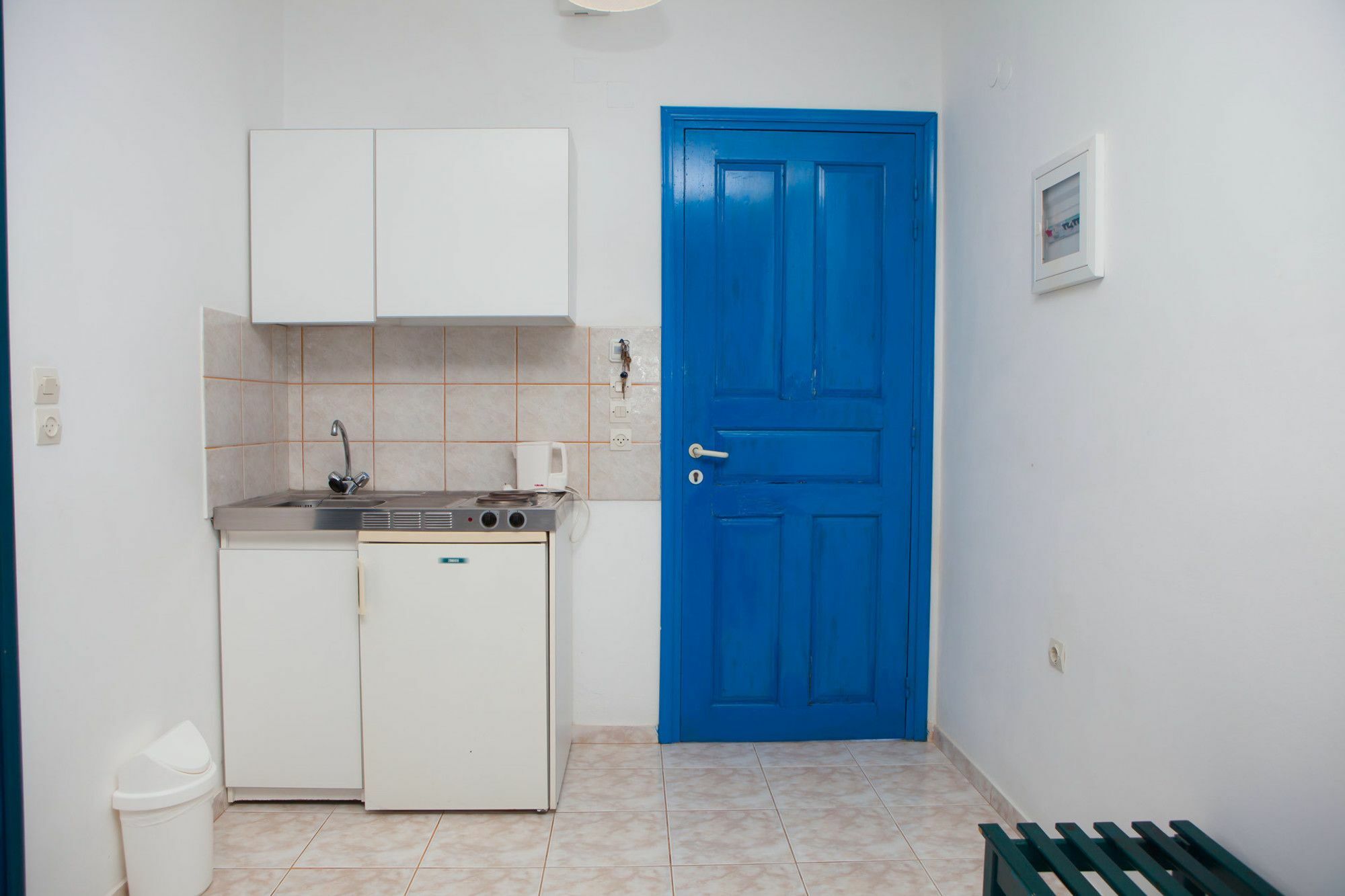أموبي Vardes Hotel Studios المظهر الخارجي الصورة